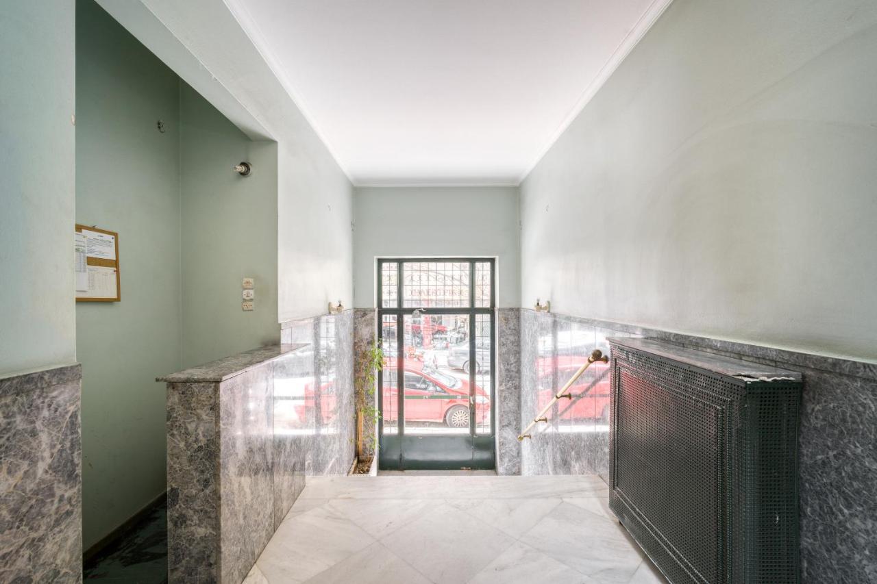 Stylish, Sunny New 2 Bedroom, Prime Central Athens Exterior photo