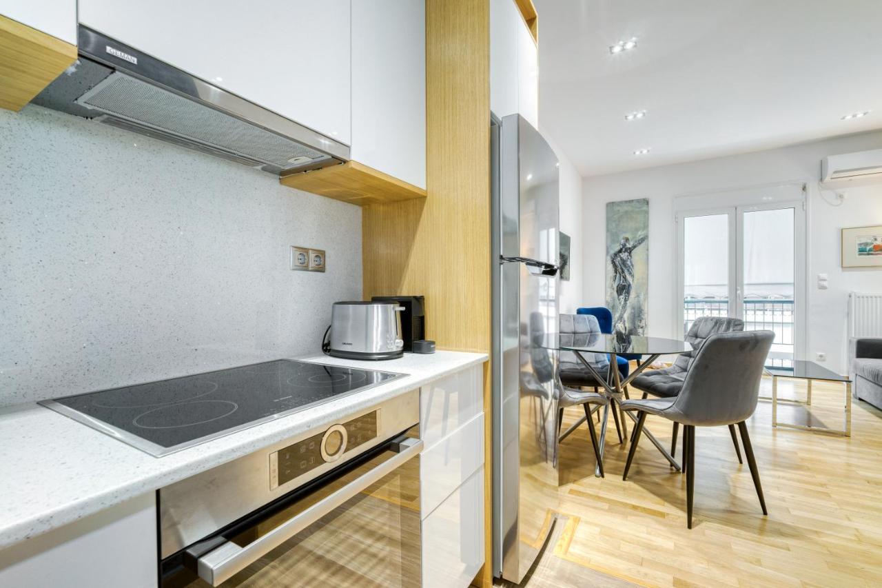 Stylish, Sunny New 2 Bedroom, Prime Central Athens Exterior photo