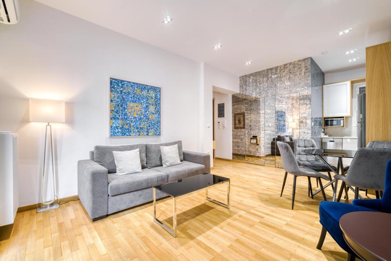 Stylish, Sunny New 2 Bedroom, Prime Central Athens Exterior photo